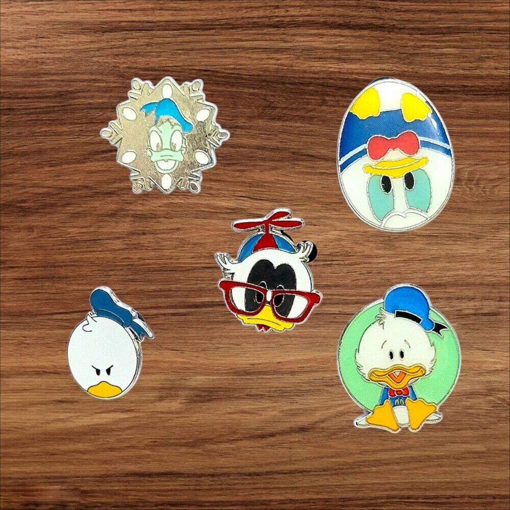 5 Donald Duck Disney Parks Trading Pins, Plus 2 Bonus Pins